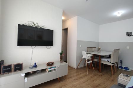 Apartamento para alugar com 60m², 2 quartos e 1 vaga Apartamento para alugar com 60m², 2 quartos e 1 vagaSala