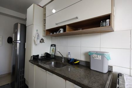 Apartamento para alugar com 60m², 2 quartos e 1 vaga Apartamento para alugar com 60m², 2 quartos e 1 vagaCozinha - Armários