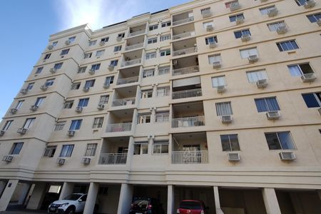 Apartamento para alugar com 60m², 2 quartos e 1 vaga Apartamento para alugar com 60m², 2 quartos e 1 vagaFachada do bloco