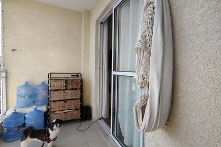 Apartamento para alugar com 60m², 2 quartos e 1 vaga Apartamento para alugar com 60m², 2 quartos e 1 vagaVaranda