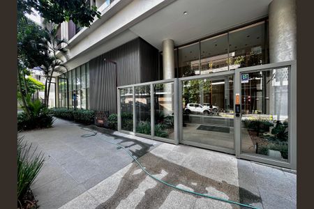 Apartamento para alugar com 70m², 2 quartos e 1 vaga Apartamento para alugar com 70m², 2 quartos e 1 vagaFachada