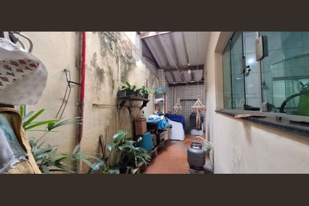 Casa à venda com 110m², 3 quartos e 3 vagasQuintal