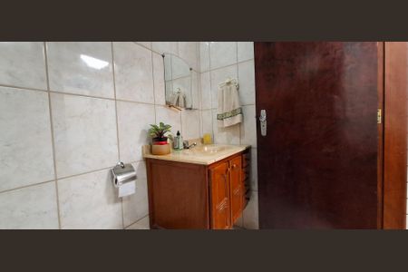 Casa à venda com 110m², 3 quartos e 3 vagasBanheiro de Serviço