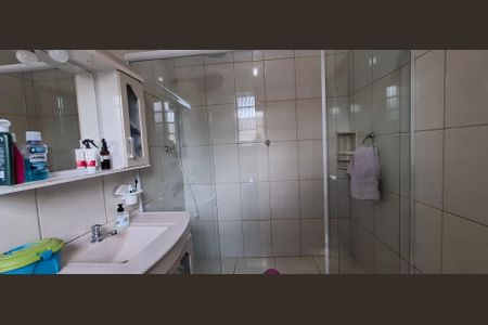 Casa à venda com 110m², 3 quartos e 3 vagasBanheiro Suíte 