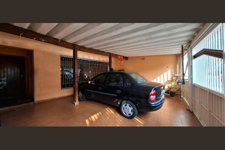 Casa à venda com 110m², 3 quartos e 3 vagasGaragem
