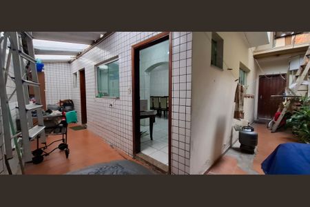 Casa à venda com 110m², 3 quartos e 3 vagasÁrea de Serviço