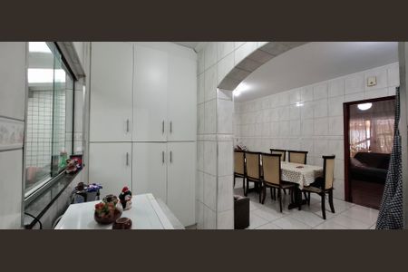 Casa à venda com 110m², 3 quartos e 3 vagasCopa