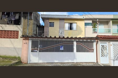 Casa à venda com 110m², 3 quartos e 3 vagasFachada