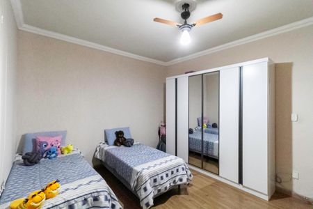 Casa à venda com 270m², 3 quartos e 6 vagasQuarto 1 - Casa 1