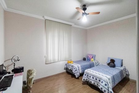 Casa à venda com 270m², 3 quartos e 6 vagasQuarto 1 - Casa 1