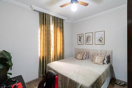 Casa à venda com 270m², 3 quartos e 6 vagasQuarto 2 - Casa 1