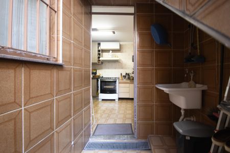 Casa à venda com 234m², 4 quartos e 2 vagasÁrea de Serviço