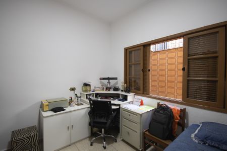 Casa à venda com 234m², 4 quartos e 2 vagasQuarto 1