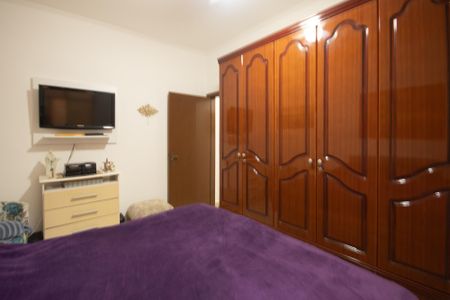 Casa à venda com 234m², 4 quartos e 2 vagasQuarto 2