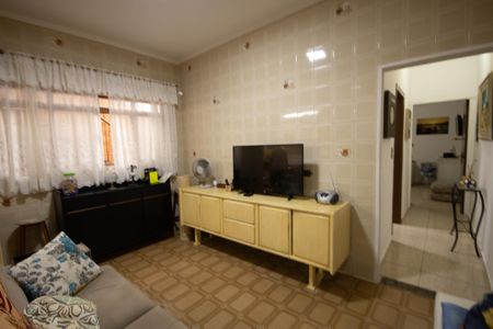 Casa à venda com 234m², 4 quartos e 2 vagasSala 