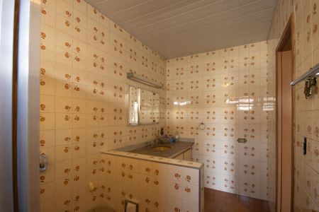 Casa à venda com 234m², 4 quartos e 2 vagasBanheiro da Suíte 1 (Casa 2)