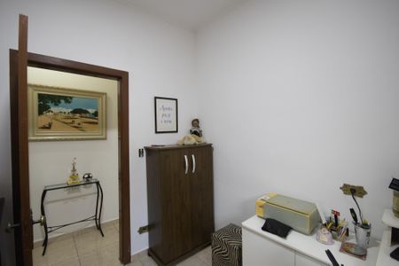 Casa à venda com 234m², 4 quartos e 2 vagasQuarto 1