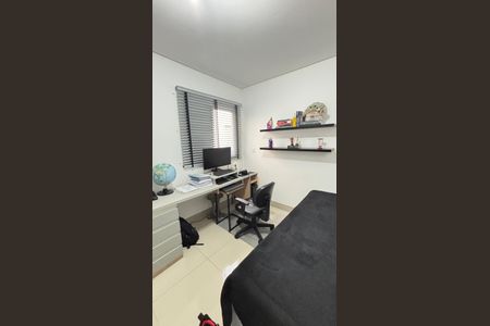 Apartamento à venda com 140m², 2 quartos e 2 vagasQuarto