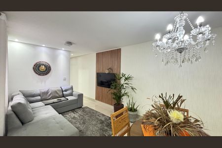 Apartamento à venda com 140m², 2 quartos e 2 vagasSala