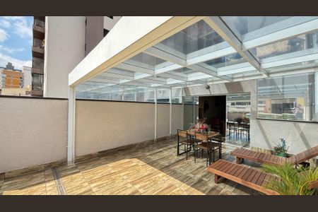 Apartamento à venda com 140m², 2 quartos e 2 vagasCobertura