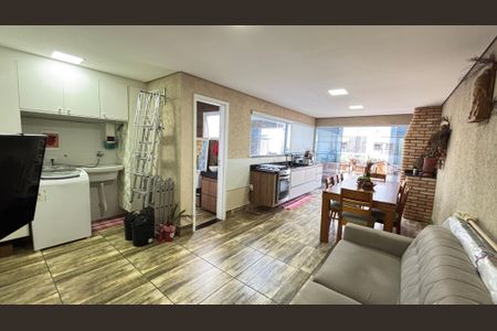 Apartamento à venda com 140m², 2 quartos e 2 vagasCobertura