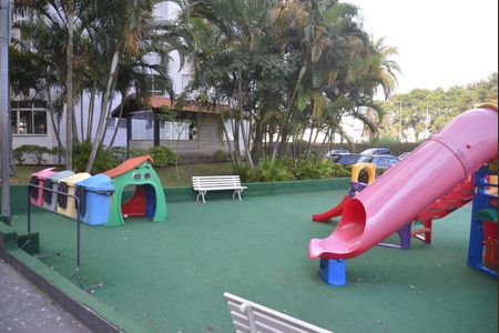 Apartamento à venda com 63m², 3 quartos e 1 vagaÁrea comum