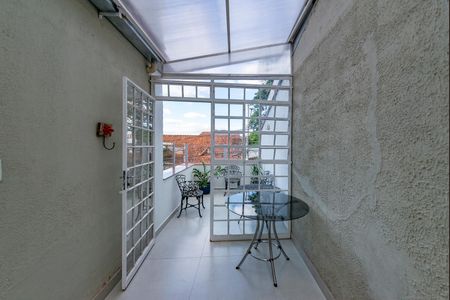 Apartamento à venda com 148m², 4 quartos e 2 vagasVaranda