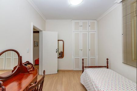 Apartamento à venda com 148m², 4 quartos e 2 vagasQuarto 2