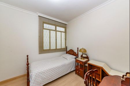 Apartamento à venda com 148m², 4 quartos e 2 vagasQuarto 2