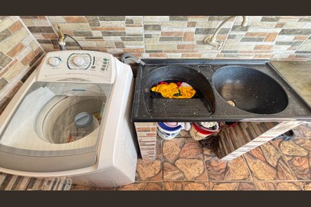 Casa à venda com 230m², 2 quartos e 2 vagasCasa 2 - Área de Serviço