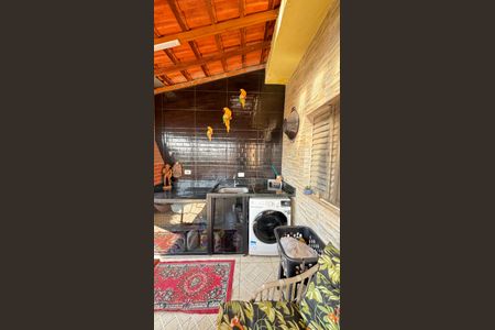 Casa à venda com 230m², 2 quartos e 2 vagasÁrea de Serviço