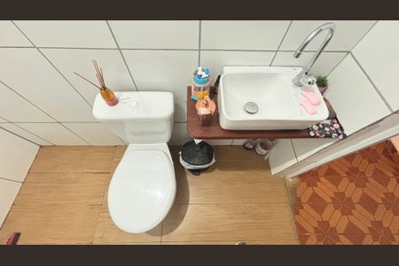 Casa à venda com 230m², 2 quartos e 2 vagasCasa 2 - Banheiro