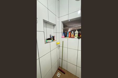 Casa à venda com 230m², 2 quartos e 2 vagasCasa 2 - Banheiro