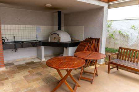 Apartamento à venda com 70m², 2 quartos e 1 vaga Apartamento à venda com 70m², 2 quartos e 1 vagaÁrea comum - Churrasqueira