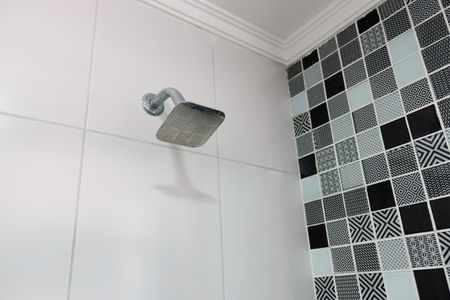 Apartamento à venda com 70m², 2 quartos e 1 vaga Apartamento à venda com 70m², 2 quartos e 1 vagaBanheiro da Suíte 2