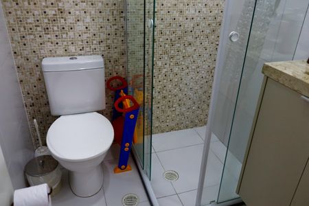 Apartamento à venda com 70m², 2 quartos e 1 vaga Apartamento à venda com 70m², 2 quartos e 1 vagaBanheiro