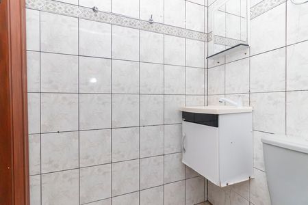 Casa para alugar com 60m², 2 quartos e sem vaga Casa para alugar com 60m², 2 quartos e sem vagaBanheiro