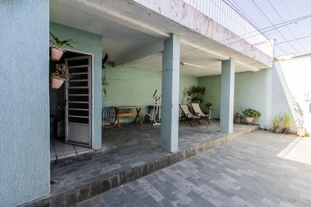 Casa à venda com 226m², 3 quartos e 4 vagasQuintal