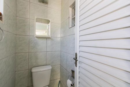 Casa à venda com 226m², 3 quartos e 4 vagasBanheiro de serviço