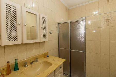 Casa à venda com 226m², 3 quartos e 4 vagasBanheiro