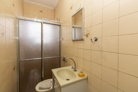 Casa à venda com 226m², 3 quartos e 4 vagasBanheiro da Suíte