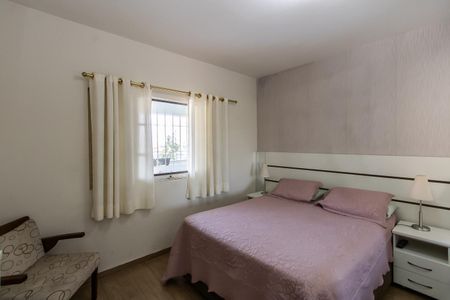 Casa à venda com 226m², 3 quartos e 4 vagasQuarto 1