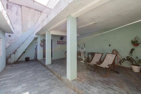 Casa à venda com 226m², 3 quartos e 4 vagasQuintal