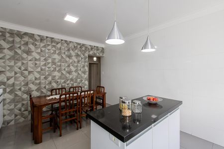 Casa à venda com 226m², 3 quartos e 4 vagasCozinha