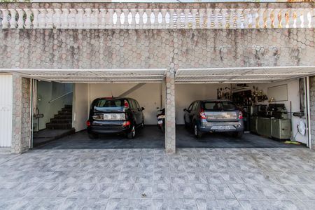 Casa à venda com 226m², 3 quartos e 4 vagasGaragem