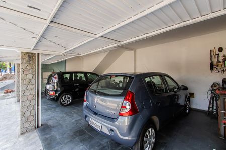 Casa à venda com 226m², 3 quartos e 4 vagasGaragem