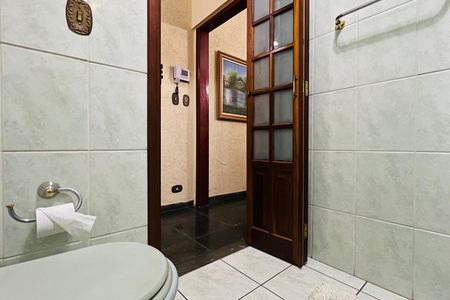 Casa à venda com 275m², 3 quartos e 2 vagas Casa à venda com 275m², 3 quartos e 2 vagasBanheiro 1