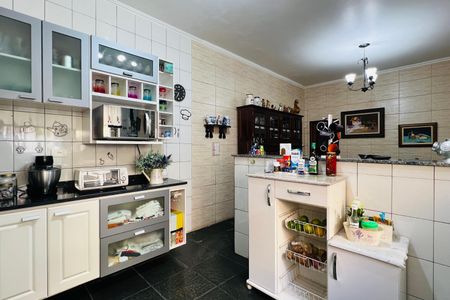 Casa à venda com 275m², 3 quartos e 2 vagas Casa à venda com 275m², 3 quartos e 2 vagasCozinha