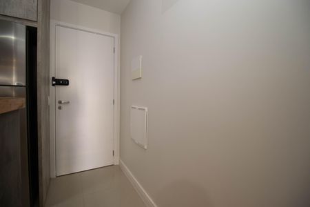 Studio para alugar com 32m², 1 quarto e sem vaga Studio para alugar com 32m², 1 quarto e sem vagaHall