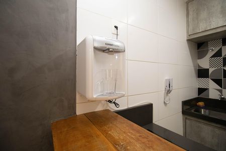 Studio para alugar com 32m², 1 quarto e sem vaga Studio para alugar com 32m², 1 quarto e sem vagaCozinha e Área de Serviço
